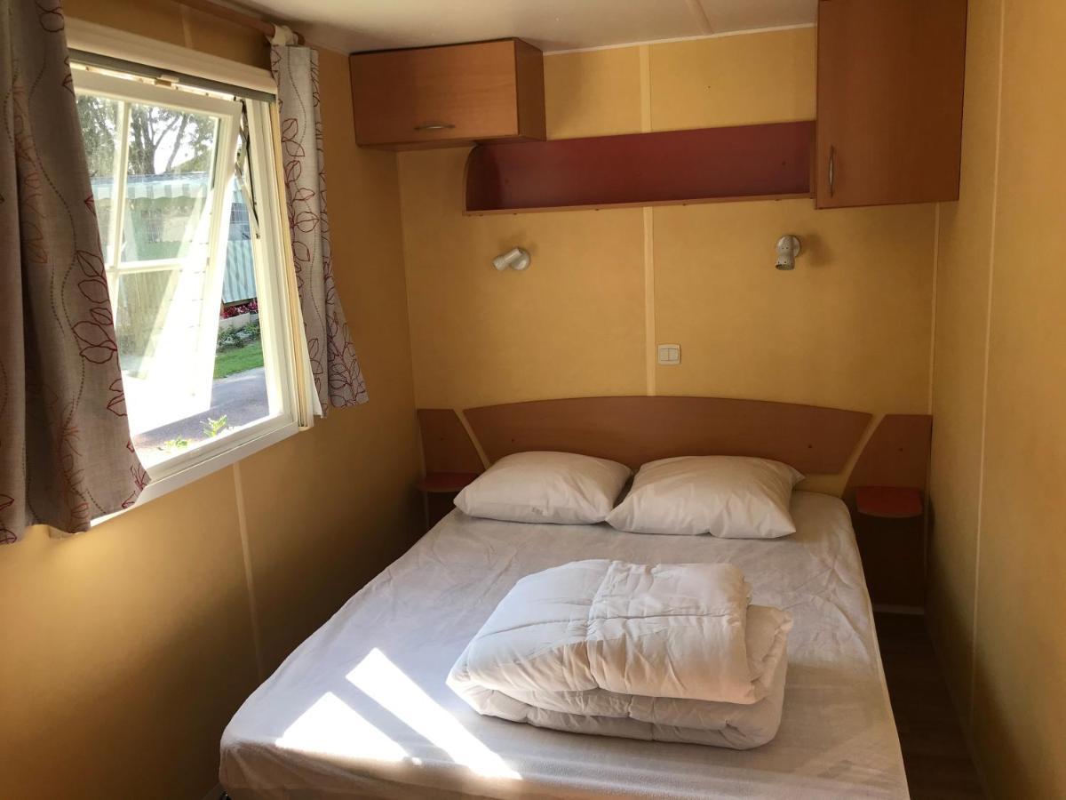 Mobil Home à Meschers au camping l'Escale proche de Royan Esterno foto