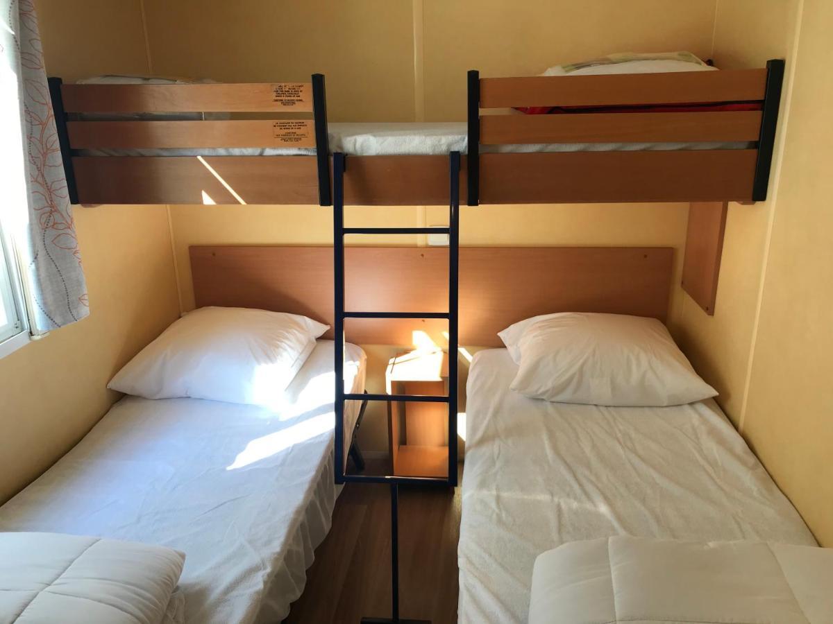 Mobil Home à Meschers au camping l'Escale proche de Royan Esterno foto