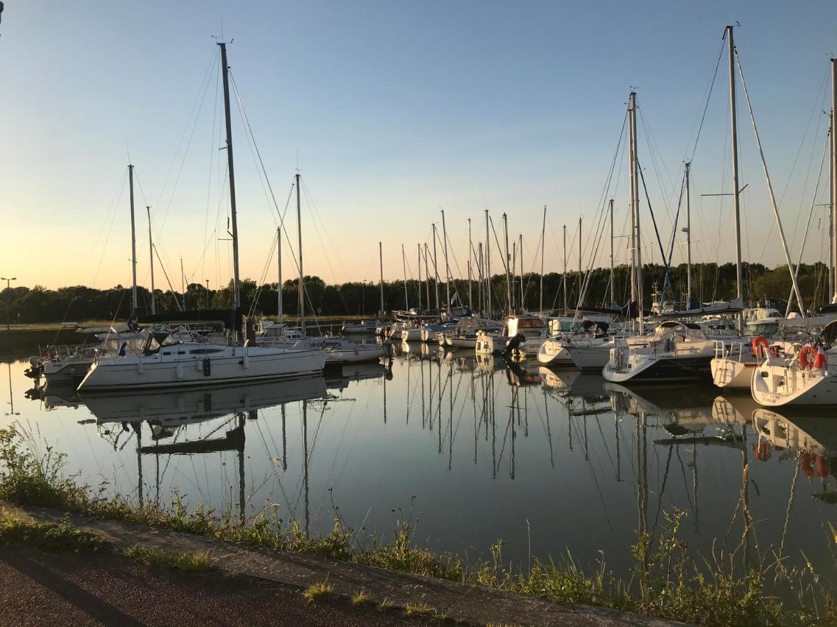 Mobil Home à Meschers au camping l'Escale proche de Royan Esterno foto
