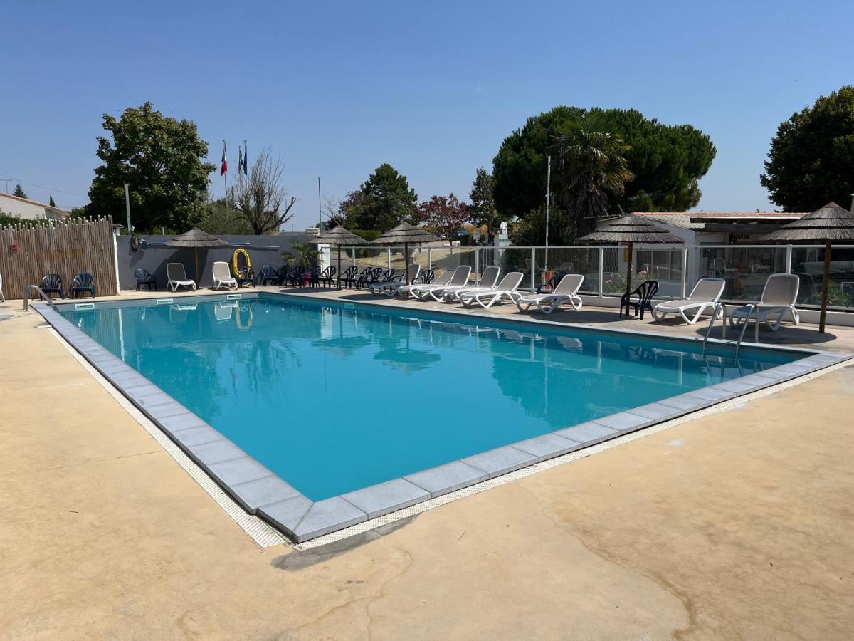 Mobil Home à Meschers au camping l'Escale proche de Royan Esterno foto